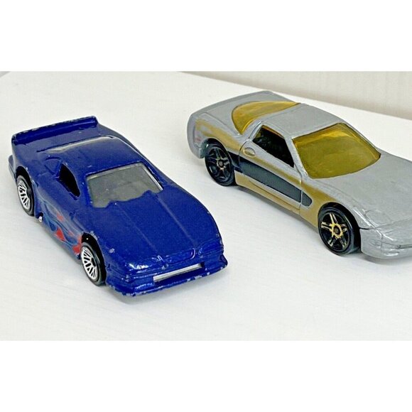 Vintage Hot Wheels Lot Of 17 Loose Vehicles 2000 to present Lamborghini Camaro + - Picture 5 of 16
